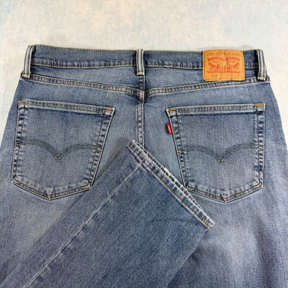 Levi's 505 Regular Fit Jeans Mens 36x29 Blue Good Distressed Straight Leg